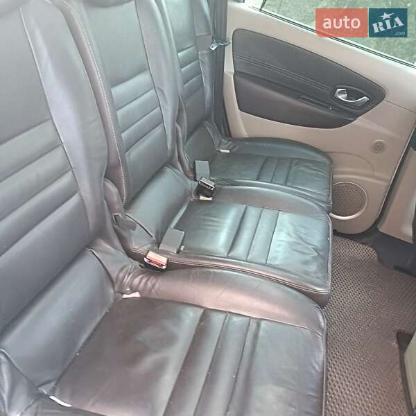 Минивэн Renault Scenic 2009 в Львове