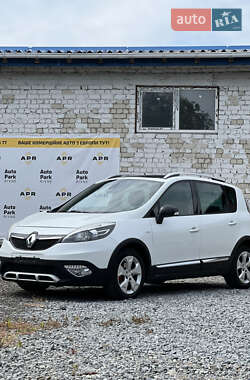 Минивэн Renault Scenic 2015 в 