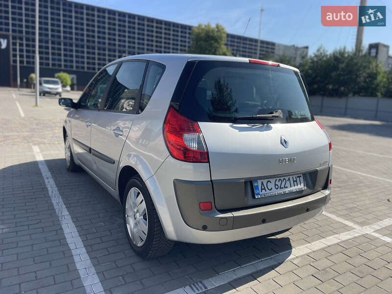 Минивэн Renault Scenic 2006 в Луцке