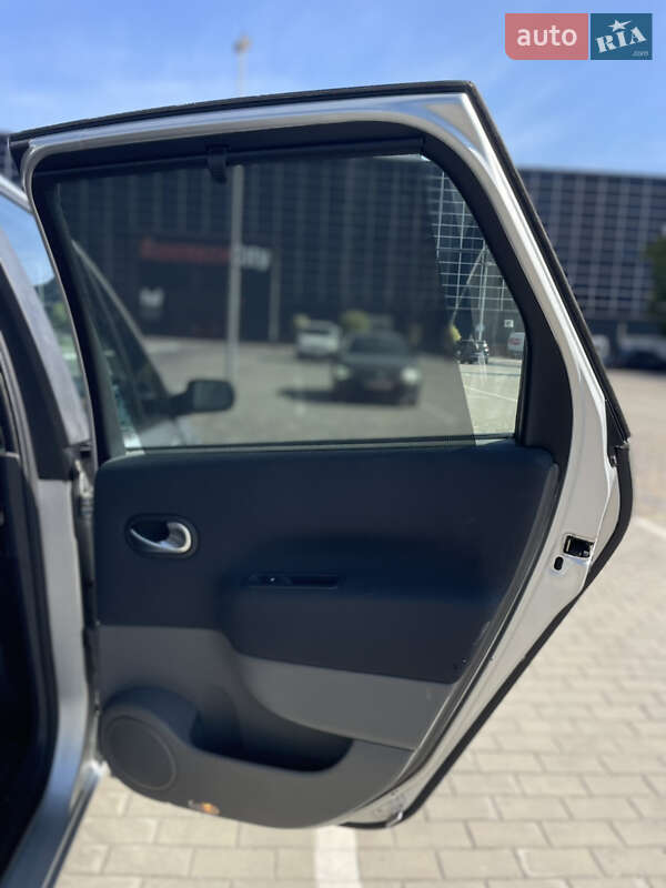 Минивэн Renault Scenic 2006 в Луцке