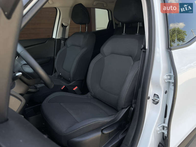Мінівен Renault Scenic 2019 в Бердичеві фото 26 Мінівен Renault Scenic 2019 в Бердичеві