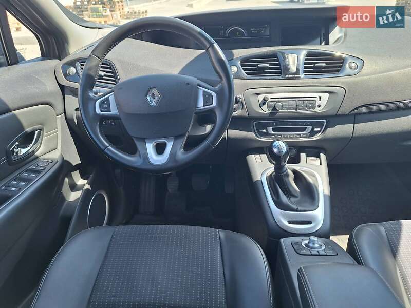 Минивэн Renault Scenic 2013 в Нововолынске