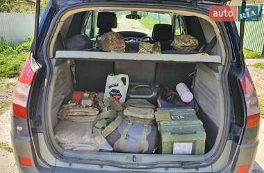 Минивэн Renault Scenic 2003 в 