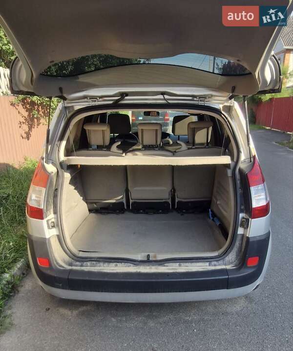 Мінівен Renault Scenic 2005 в Святопетрівське фото 17 Мінівен Renault Scenic 2005 в Святопетрівське