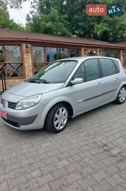 Минивэн Renault Scenic 2005 в 