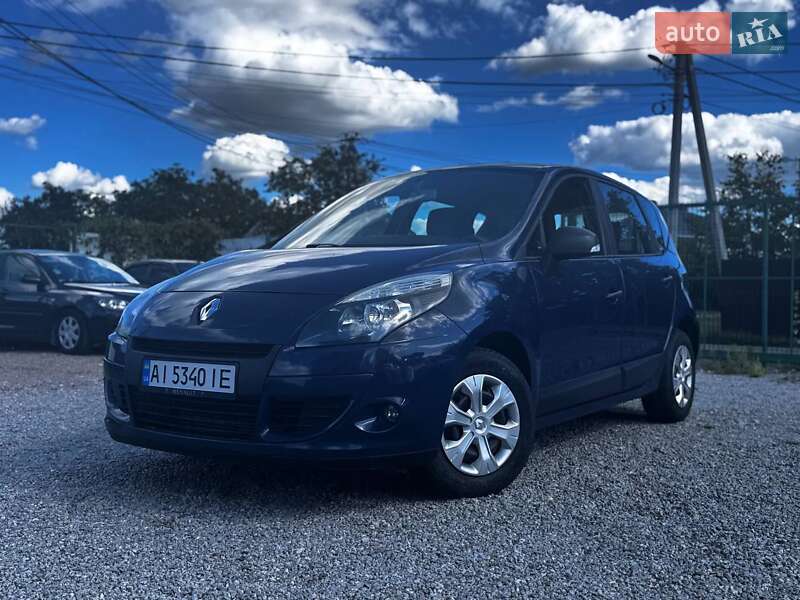 Минивэн Renault Scenic 2010 в Борисполе