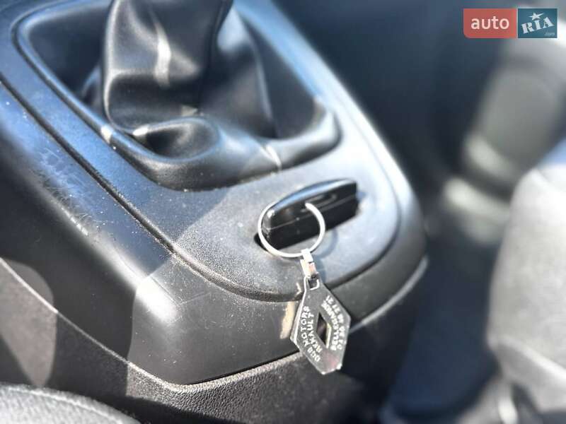 Минивэн Renault Scenic 2010 в Борисполе
