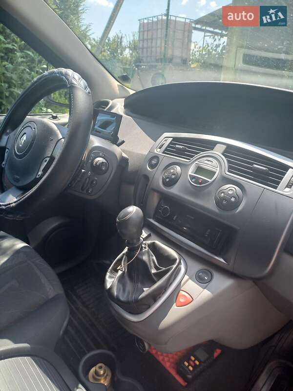 Минивэн Renault Scenic 2006 в Кропивницком