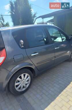 Минивэн Renault Scenic 2006 в 
