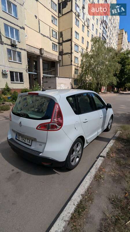 Мінівен Renault Scenic 2011 в Дніпрі фото 5 Мінівен Renault Scenic 2011 в Дніпрі