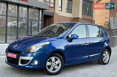 Мінівен Renault Scenic 2010 в Житомирі
