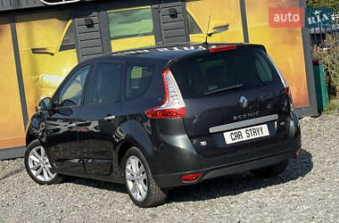 Минивэн Renault Scenic 2011 в 