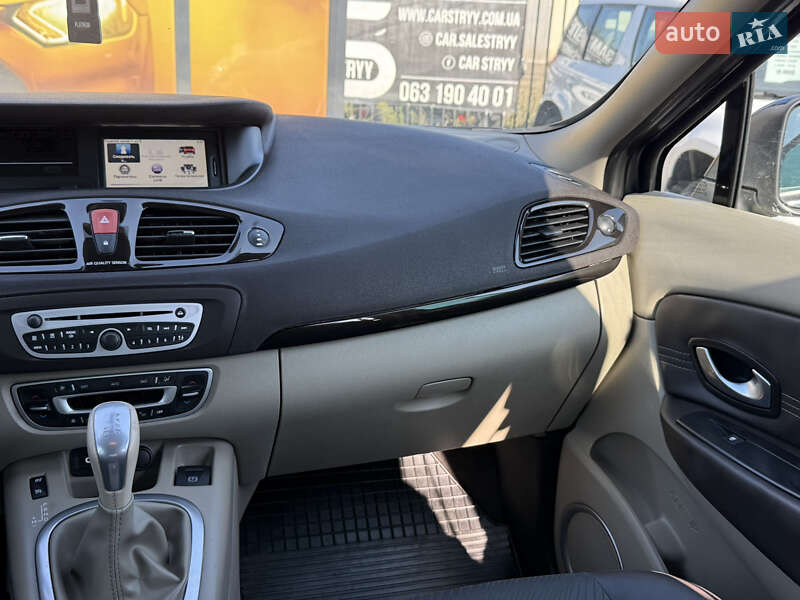 Минивэн Renault Scenic 2011 в Стрые