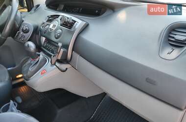 Минивэн Renault Scenic 2006 в 