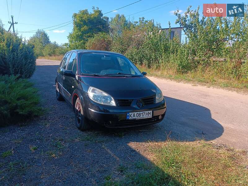 Минивэн Renault Scenic 2005 в Чернигове