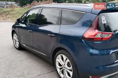 Минивэн Renault Scenic 2017 в 