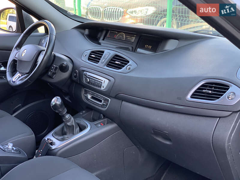 Минивэн Renault Scenic 2015 в Бердичеве