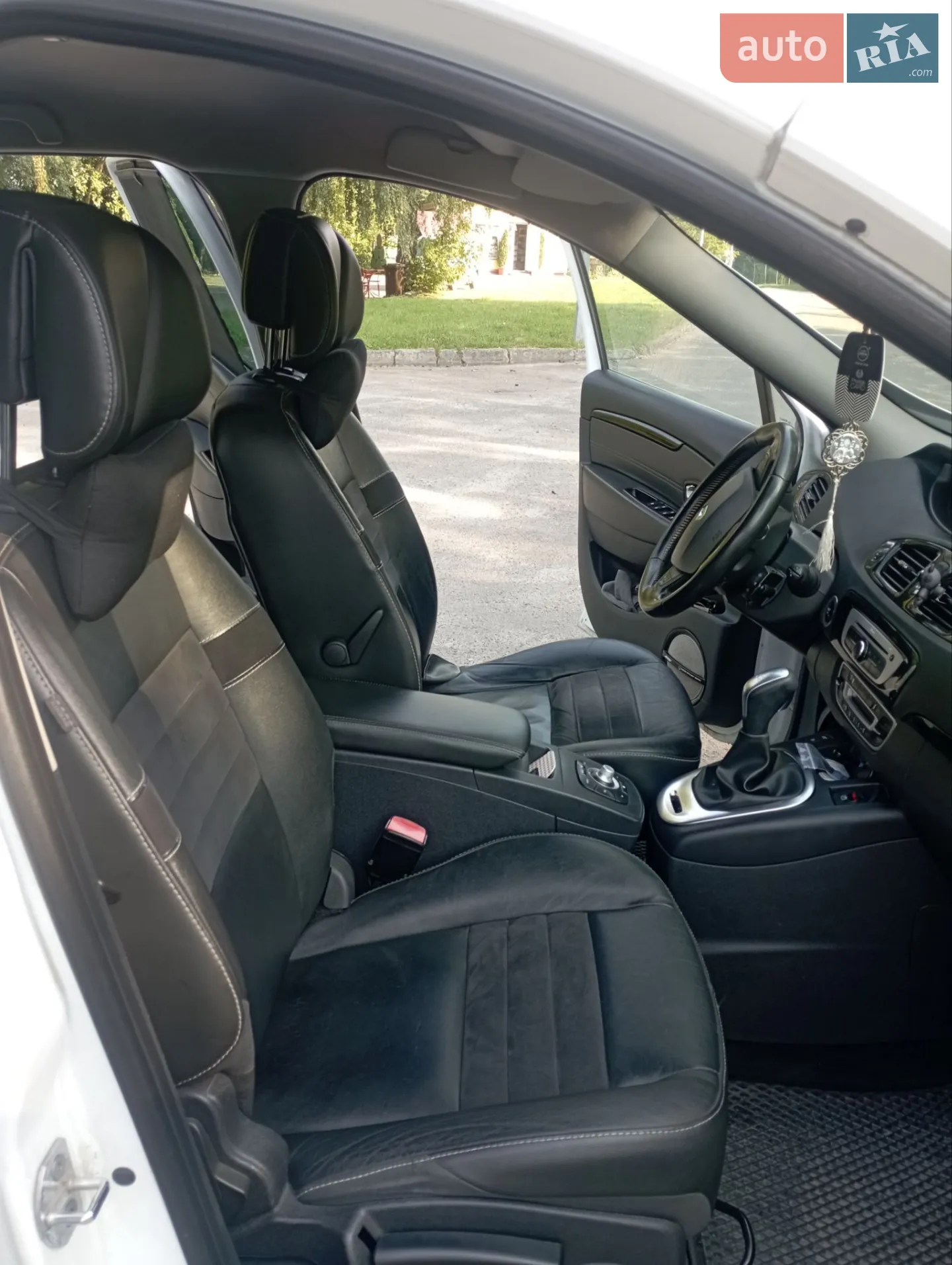 2014 Renault Scenic - мініатюра 8