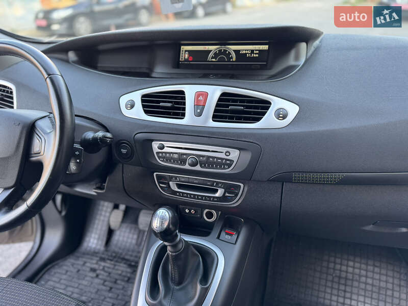 Минивэн Renault Scenic 2010 в Виннице