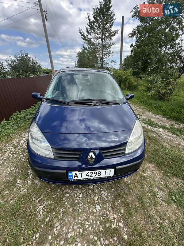 Минивэн Renault Scenic 2005 в Надворной