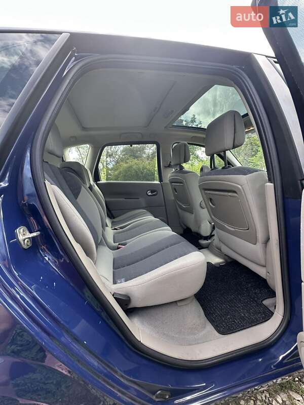 Минивэн Renault Scenic 2005 в Надворной