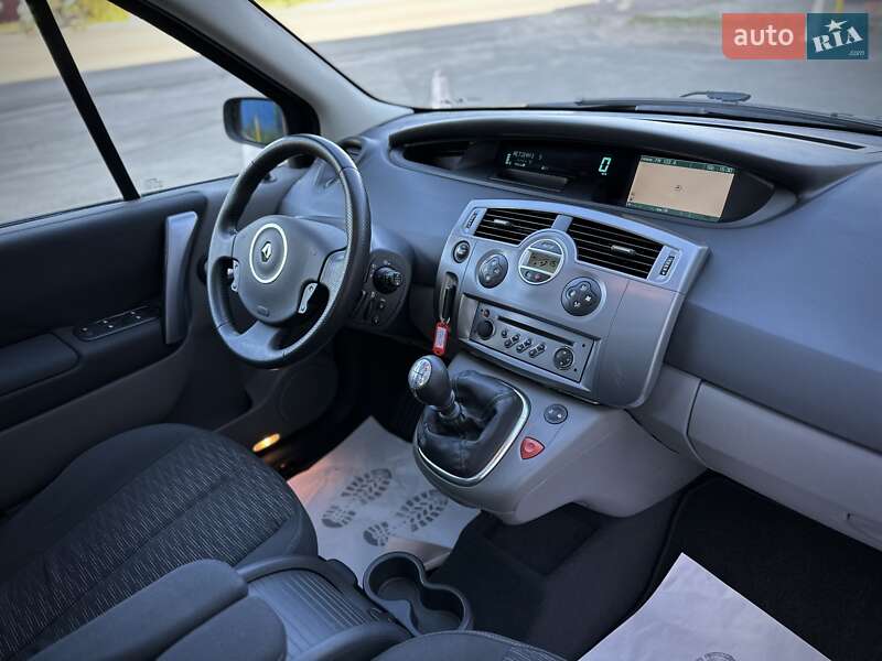 Минивэн Renault Scenic 2006 в Сумах
