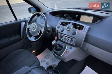 Минивэн Renault Scenic 2006 в 