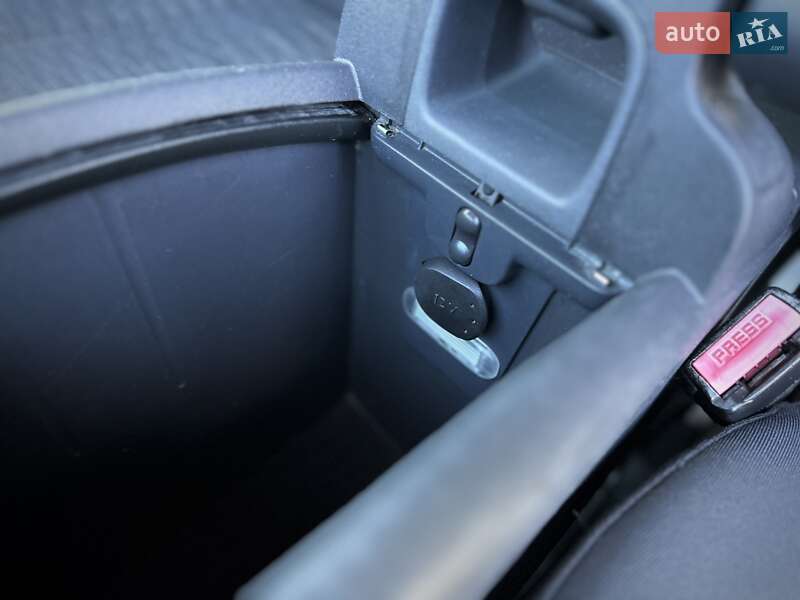 Минивэн Renault Scenic 2006 в Сумах