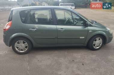 Минивэн Renault Scenic 2004 в 