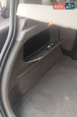 Минивэн Renault Scenic 2004 в 