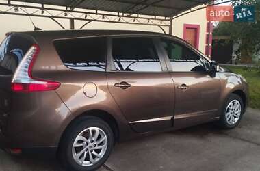 Мінівен Renault Scenic 2011 в Чернігові