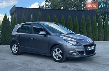 Минивэн Renault Scenic 2011 в 