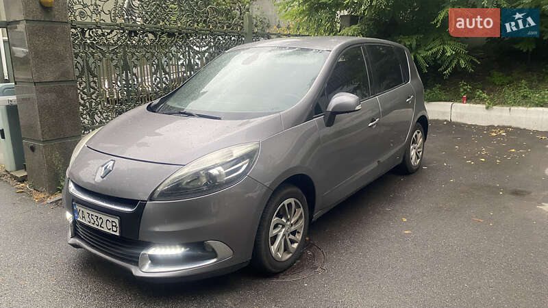 Renault Scenic 2012