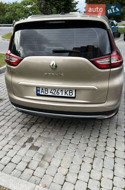 Минивэн Renault Scenic 2017 в 