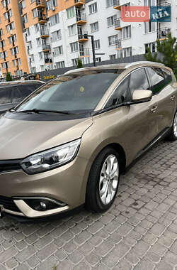 Минивэн Renault Scenic 2017 в 