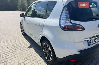 Минивэн Renault Scenic 2015 в 