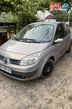 Минивэн Renault Scenic 2003 в 