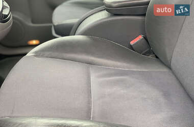 Минивэн Renault Scenic 2005 в 