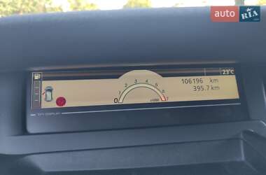 Минивэн Renault Scenic 2010 в 