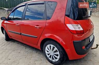 Минивэн Renault Scenic 2005 в 