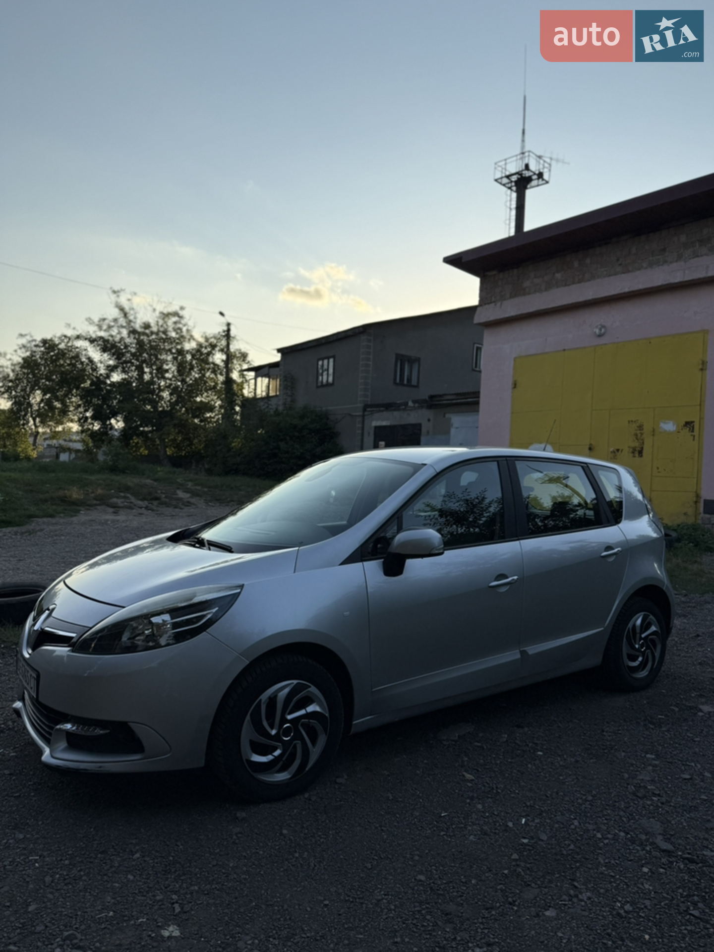 2014 Renault Scenic - мініатюра 3