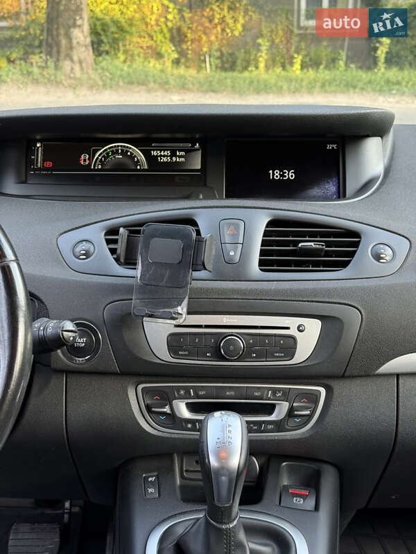 Мінівен Renault Scenic 2014 в Чернівцях