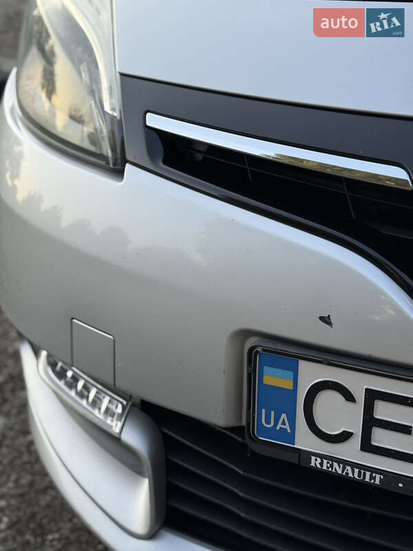 Мінівен Renault Scenic 2014 в Чернівцях