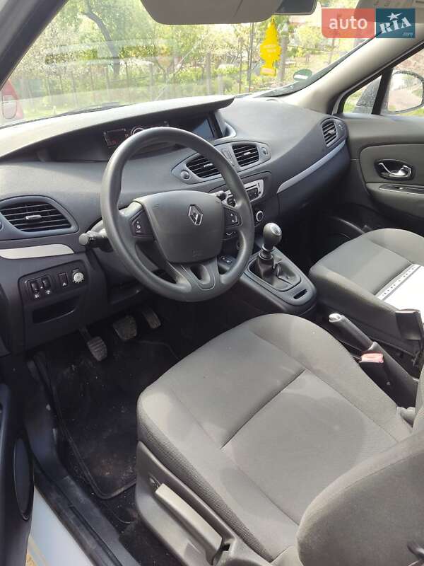 Минивэн Renault Scenic 2012 в Сумах