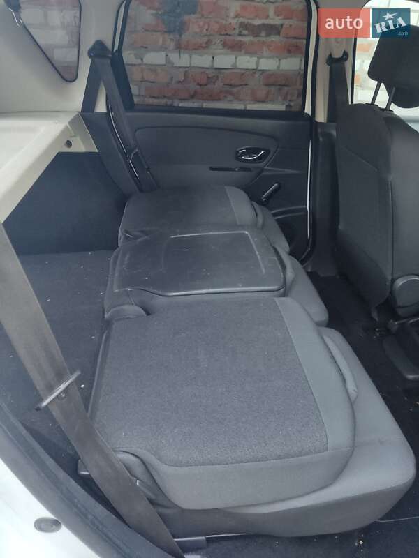 Минивэн Renault Scenic 2012 в Сумах