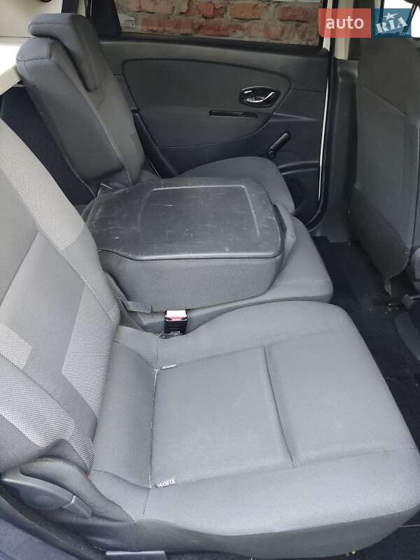 Минивэн Renault Scenic 2012 в Сумах