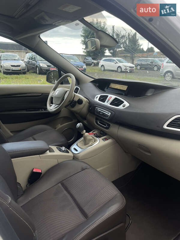 Минивэн Renault Scenic 2010 в Луцке