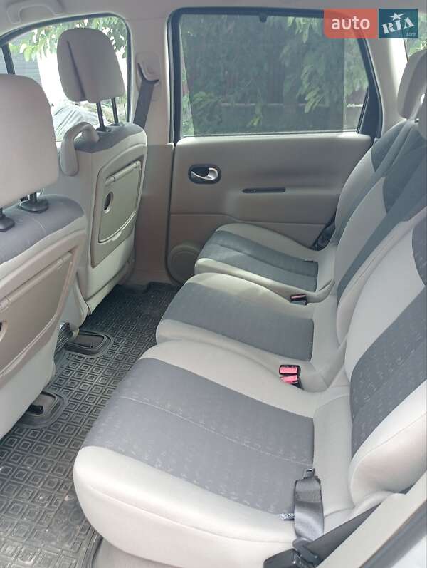 Минивэн Renault Scenic 2005 в Миргороде фото 3 Минивэн Renault Scenic 2005 в Миргороде