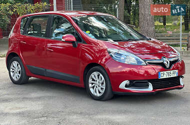 Минивэн Renault Scenic 2013 в 