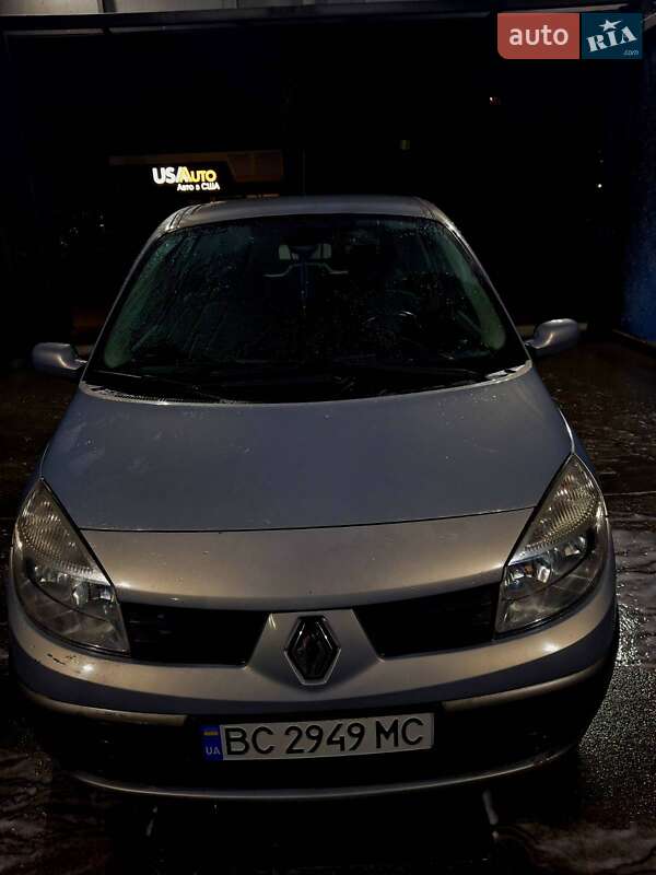 Минивэн Renault Scenic 2005 в Шептицькому